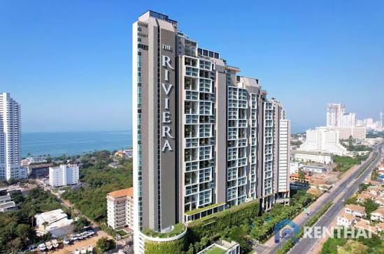 The Riviera Pattaya beachfront condominium with sea on the left and arterial road on the right